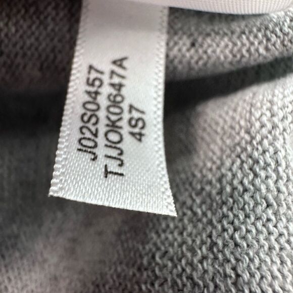 NWT Tommy Hilfiger Sparkle Women’s V-Neck Sweater (Large) - Picture 5 of 7